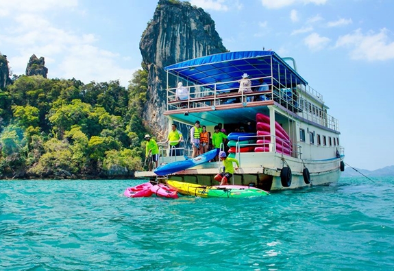 James Bond Island + Sea Cave Canoe by Big Boat - Mr.Kot Phuket Tour